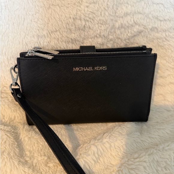 Michael Kors NWOT Jet Set Black Saffiano leather Wallet/Wristlet 7.5x4.5 - Picture 10 of 10